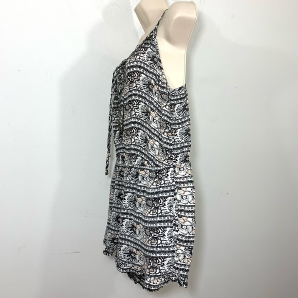 NWT American Eagle stretch beaded lace up romper - Picture 6 of 13